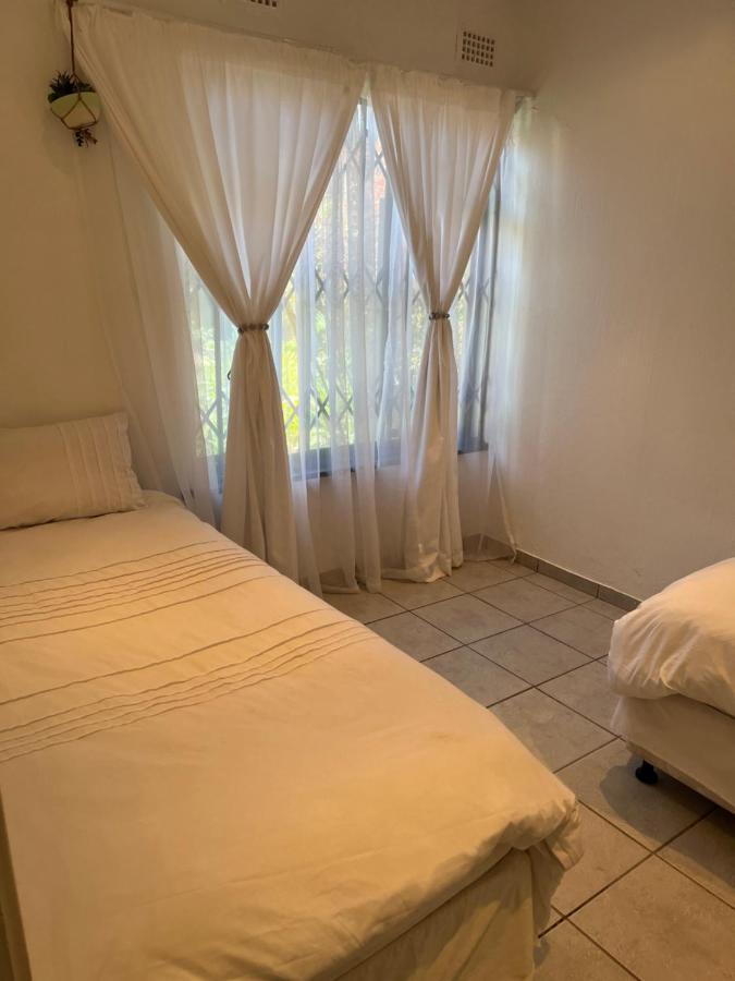 Mtunzi Park, 39 Peaceful Shores Villa Scottburgh Ngoại thất bức ảnh